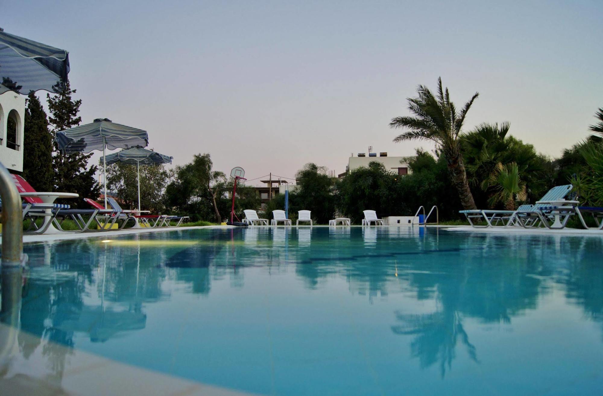מלון Argo (adults Only)